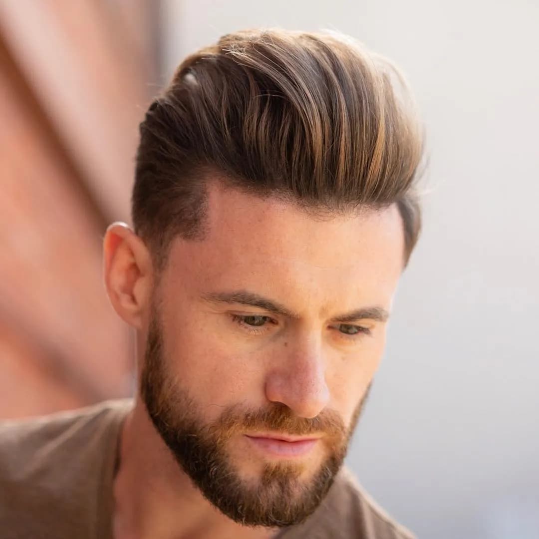 Jak zrobić fryzurę quiff: 5 prostych kroków dla perfekcyjnego stylu